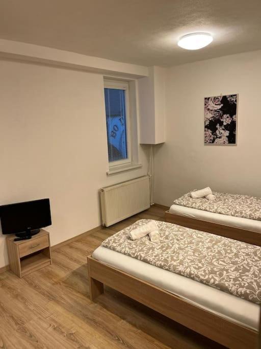Apartmán Bada Bing Plaza Bratislava Exteriér fotografie